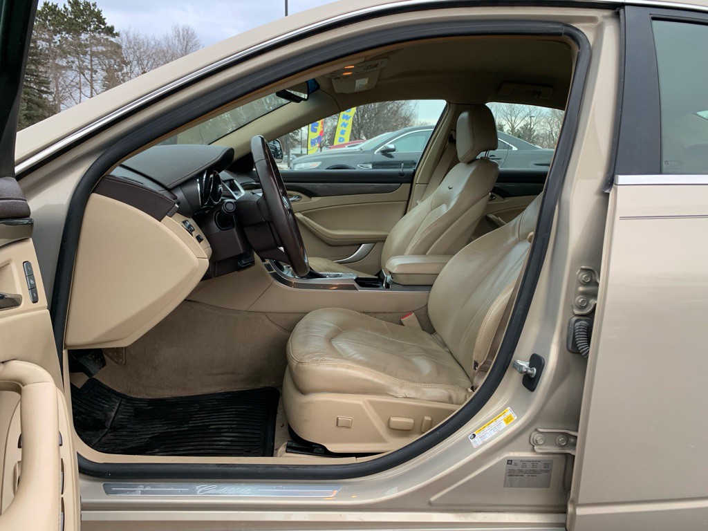 2009 Cadillac CTS Image 6