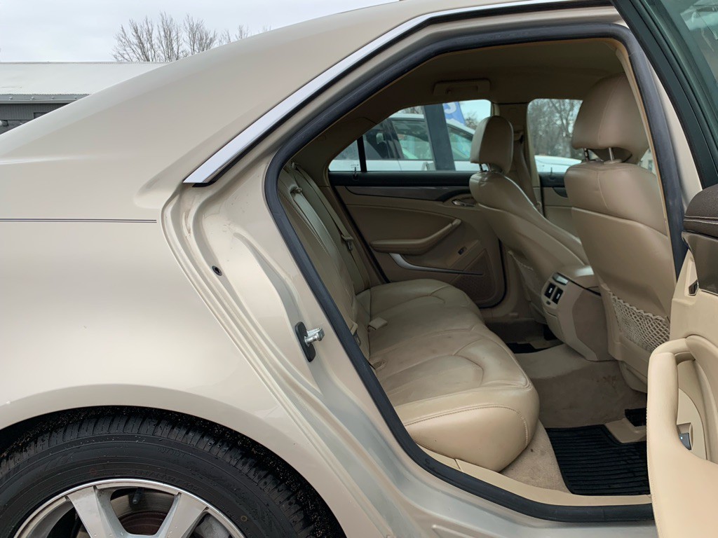 2009 Cadillac CTS Image 9