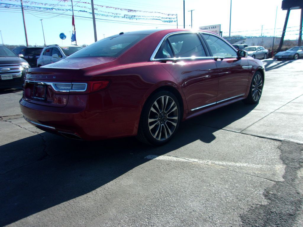 2017 Lincoln Continental Image 5