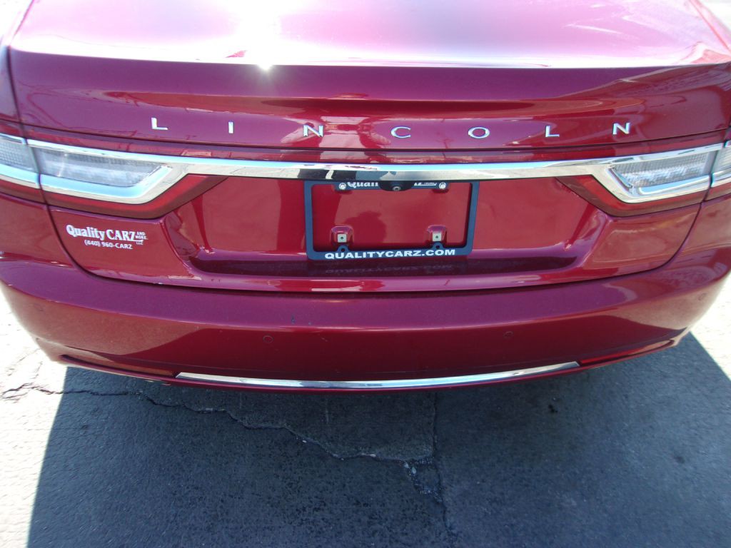 2017 Lincoln Continental Image 6