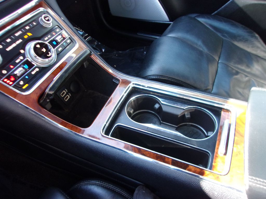 2017 Lincoln Continental Image 15