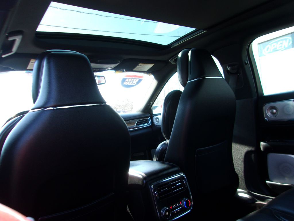 2017 Lincoln Continental Image 19