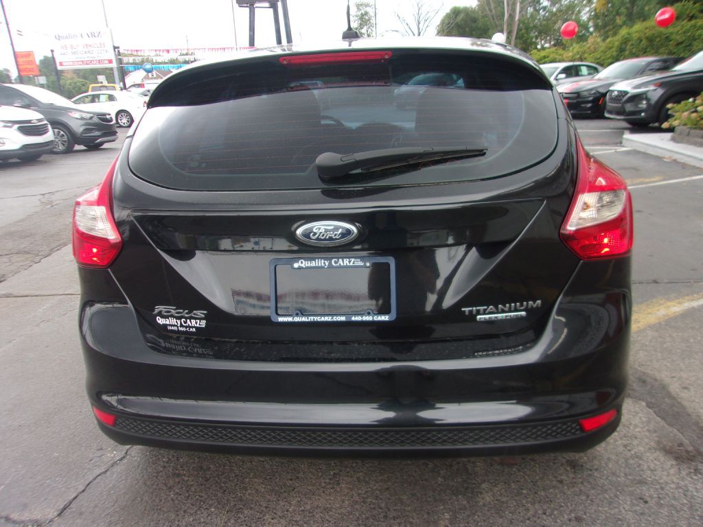 2012 Ford Focus Image 2