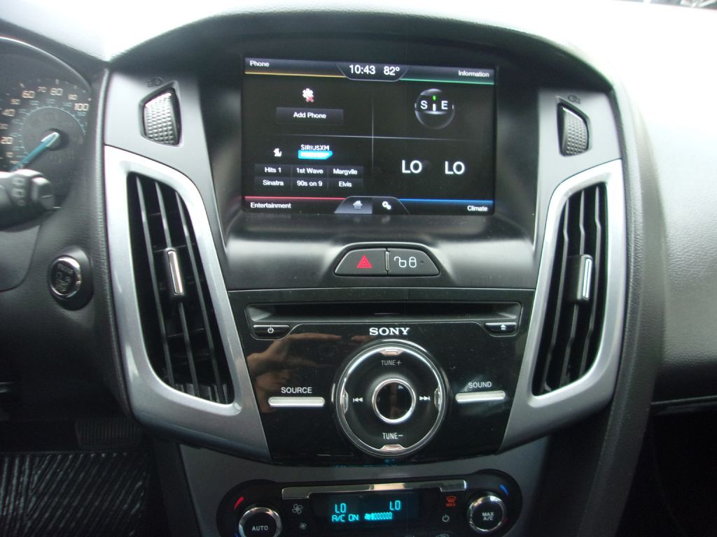 2012 Ford Focus Image 4