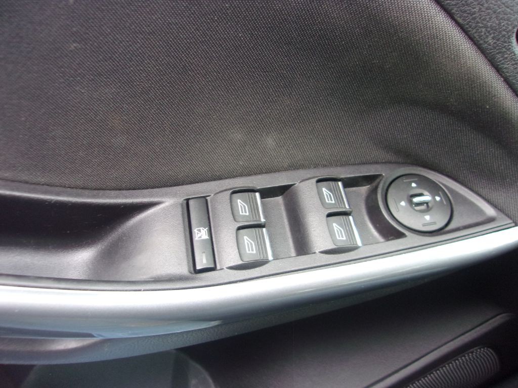 2012 Ford Focus Image 10