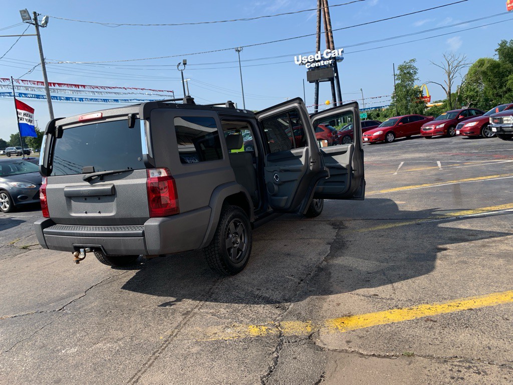 2006 Jeep Commander Image 6