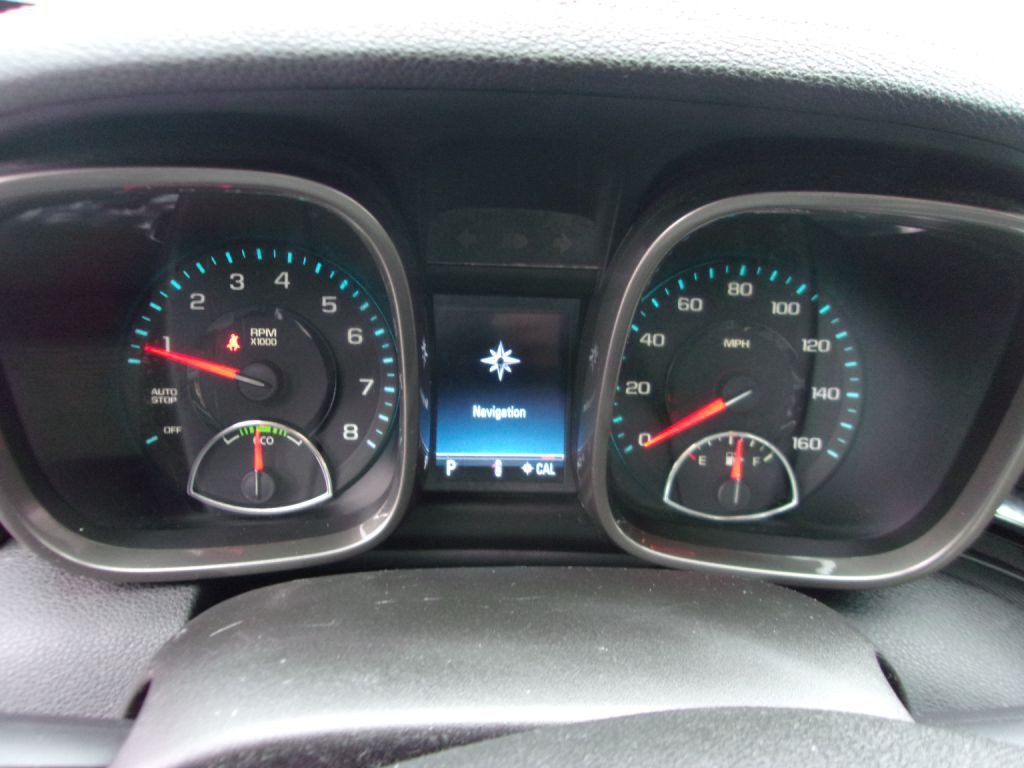 2013 Chevrolet Malibu Image 4