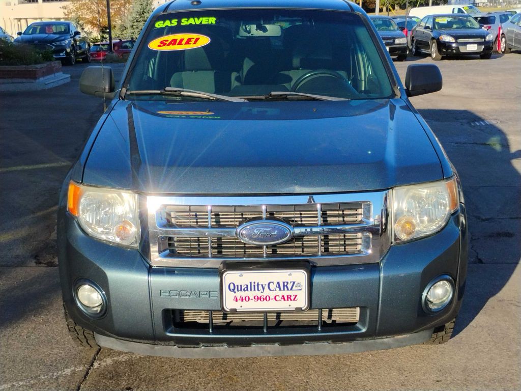 2011 Ford Escape Image 2