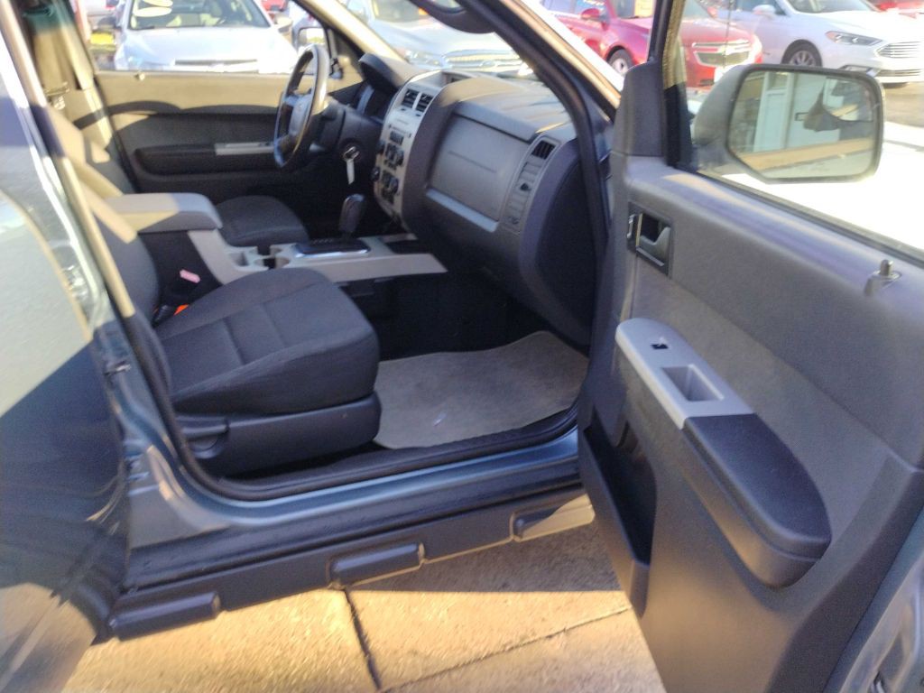 2011 Ford Escape Image 7