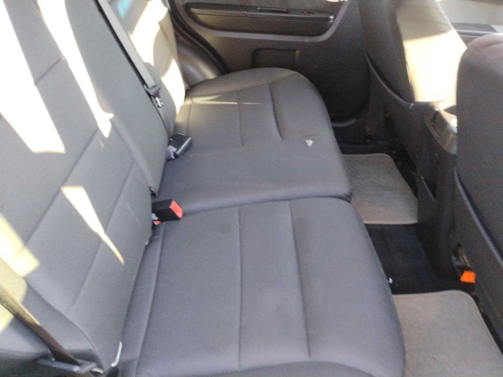 2011 Ford Escape Image 8