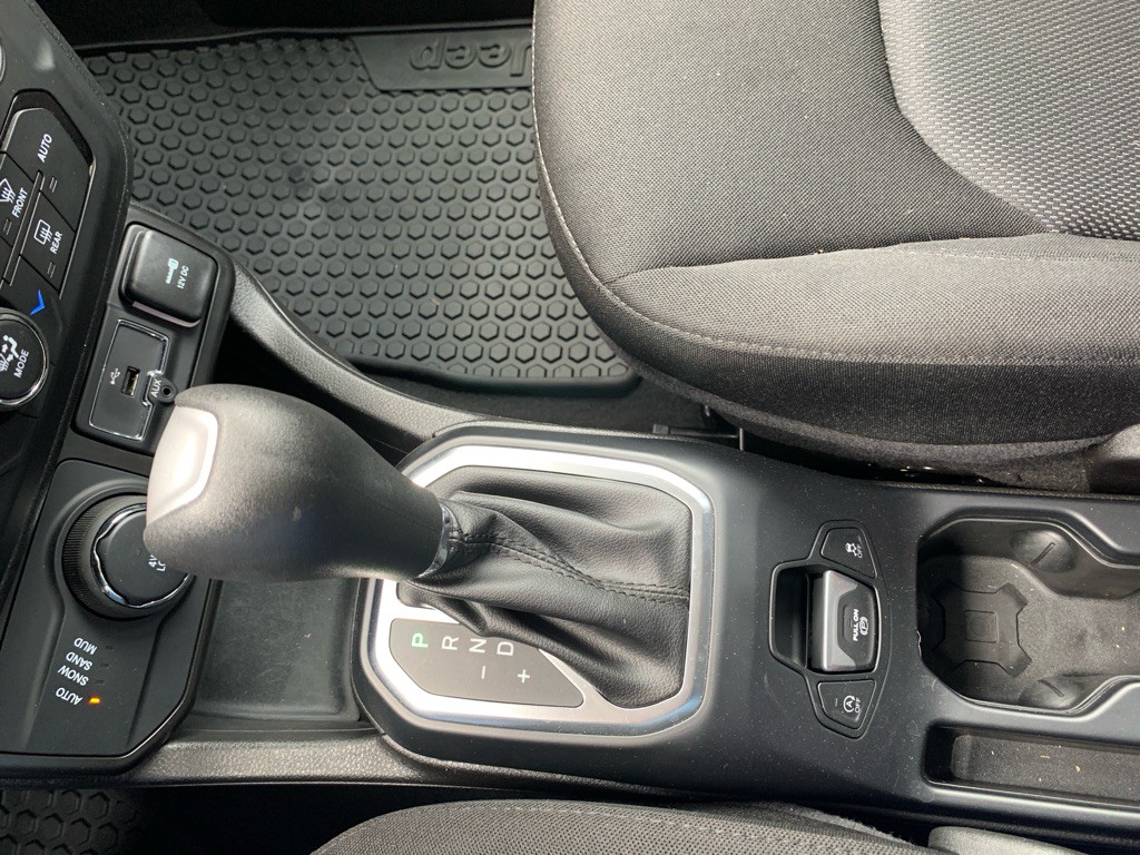 2023 Jeep Renegade Image 8