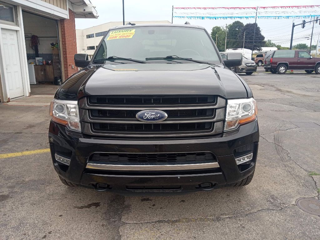 2017 Ford Expedition Image 2