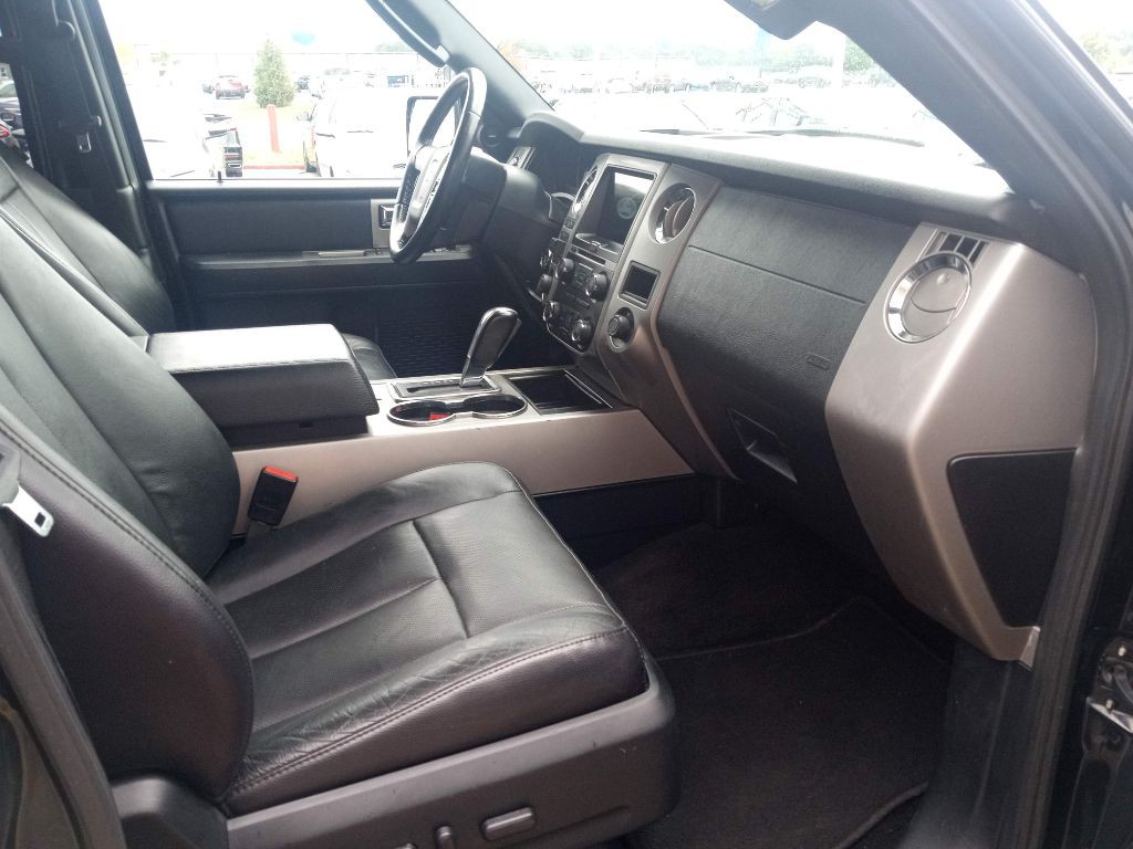 2017 Ford Expedition Image 3