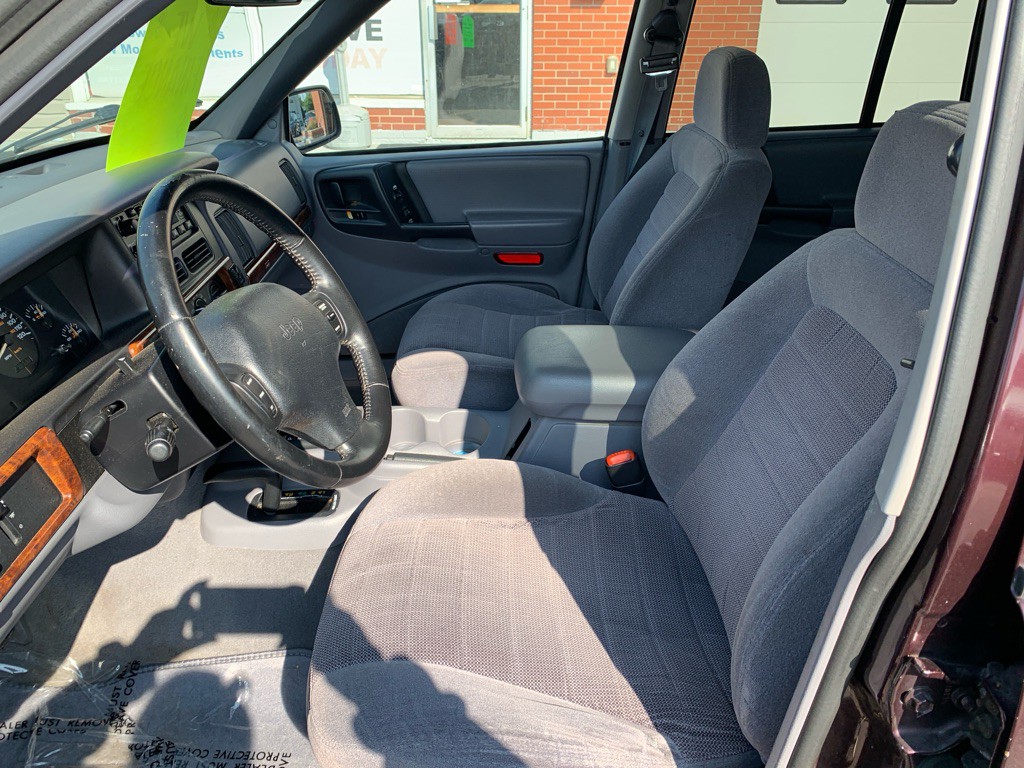 1997 Jeep Grand Cherokee Image 9