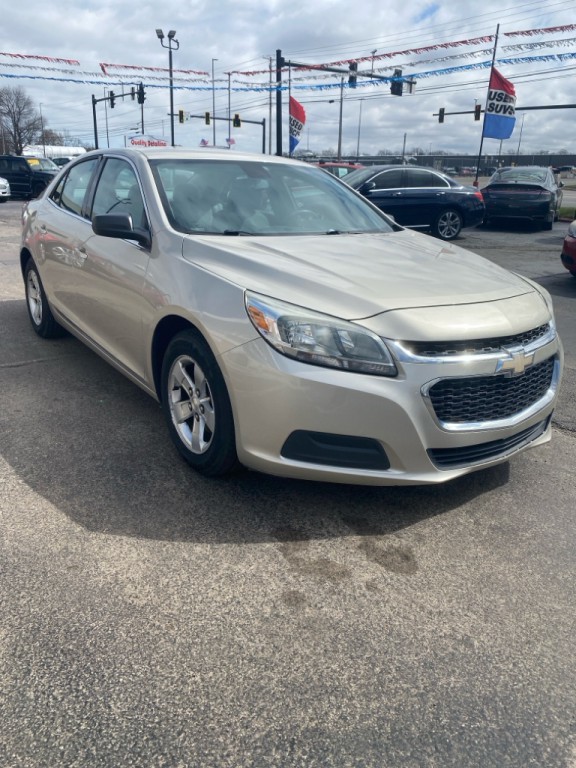 2015 Chevrolet Malibu Image 4