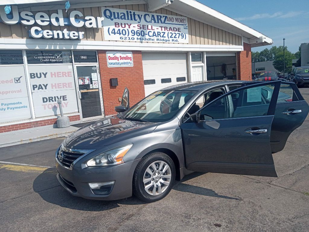 2015 Nissan Altima Image 12