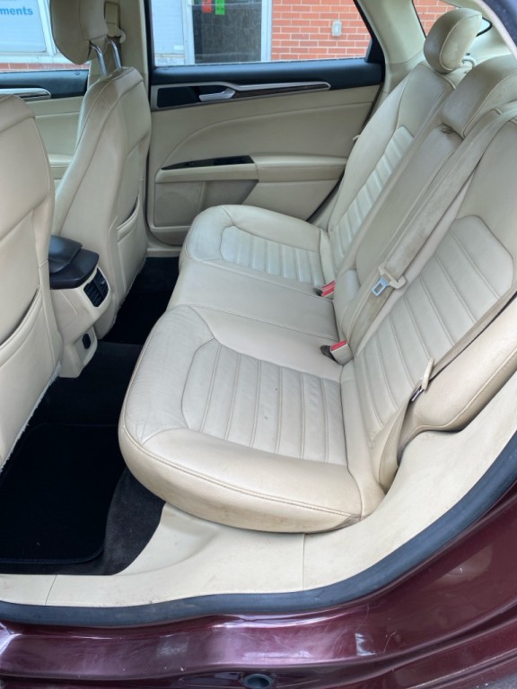 2013 Ford Fusion Image 8