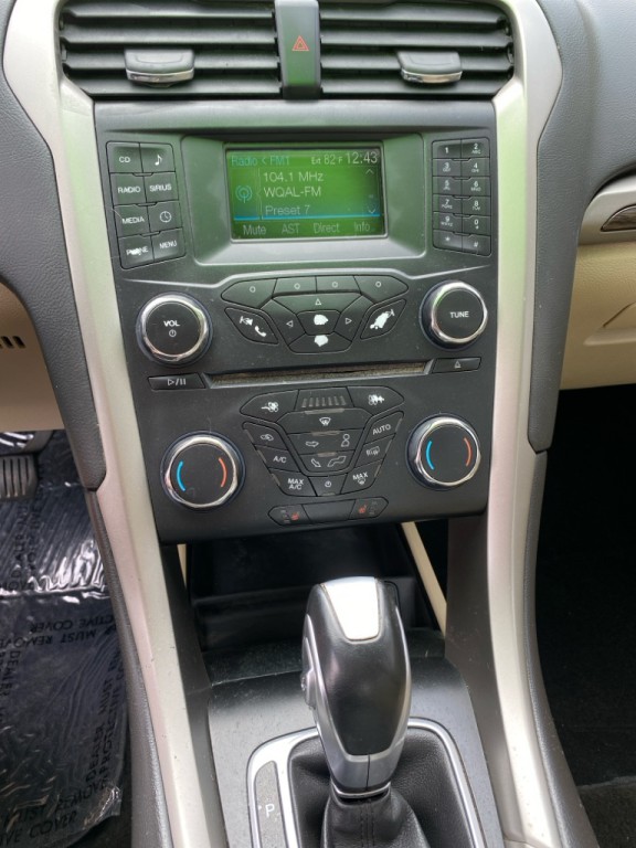2013 Ford Fusion Image 10