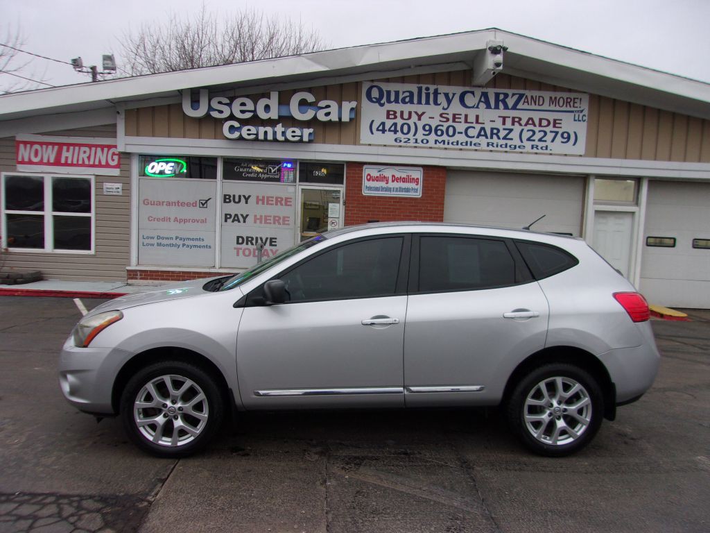 2014 Nissan Rogue Image 1