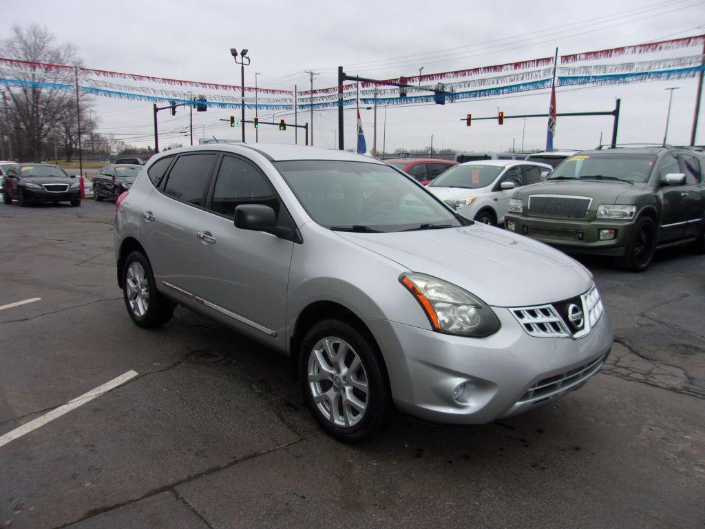 2014 Nissan Rogue Image 4