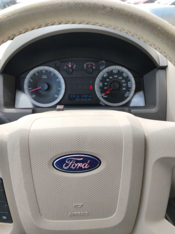 2008 Ford Escape Image 12
