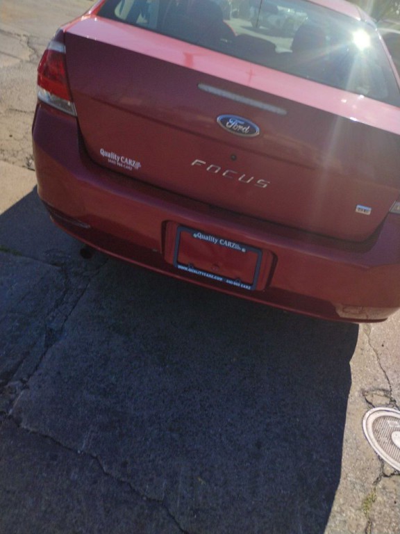 2009 Ford Focus Image 2