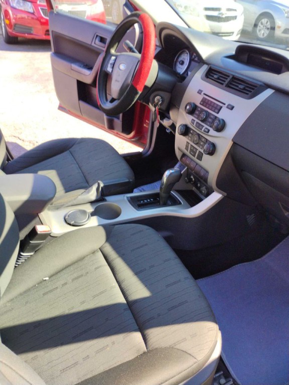 2009 Ford Focus Image 11