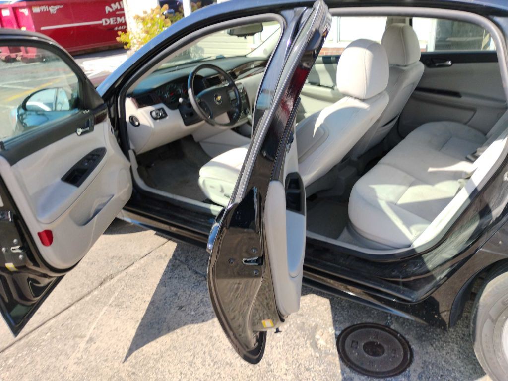 2012 Chevrolet Impala Image 7