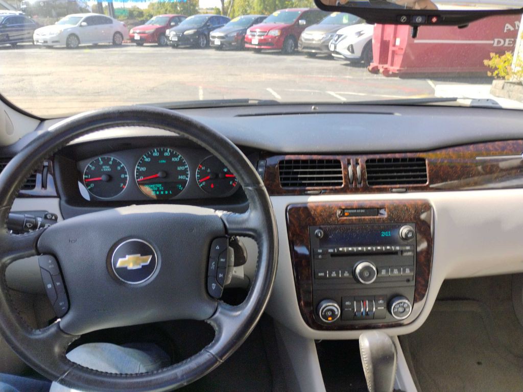 2012 Chevrolet Impala Image 4
