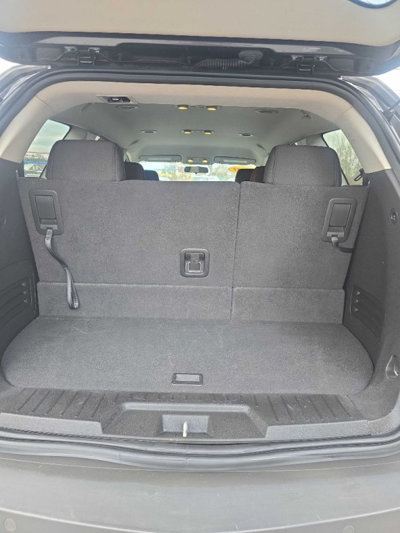 2010 Chevrolet Traverse Image 7