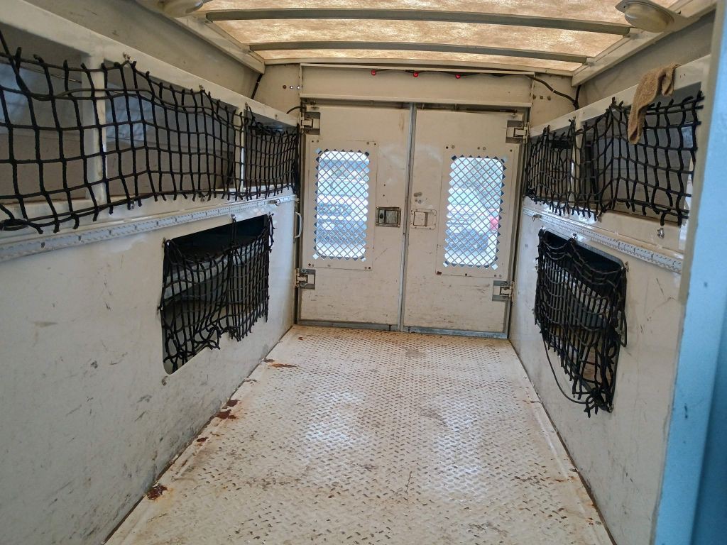 2009 Ford Econoline Image 16