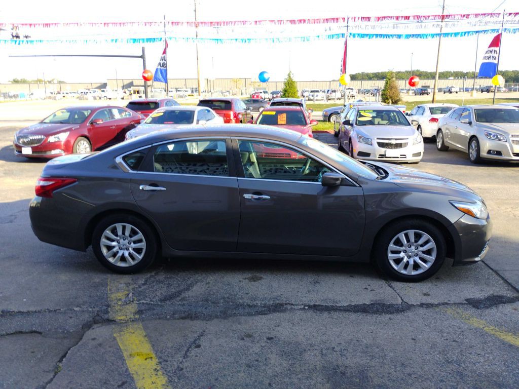 2016 Nissan Altima Image 3