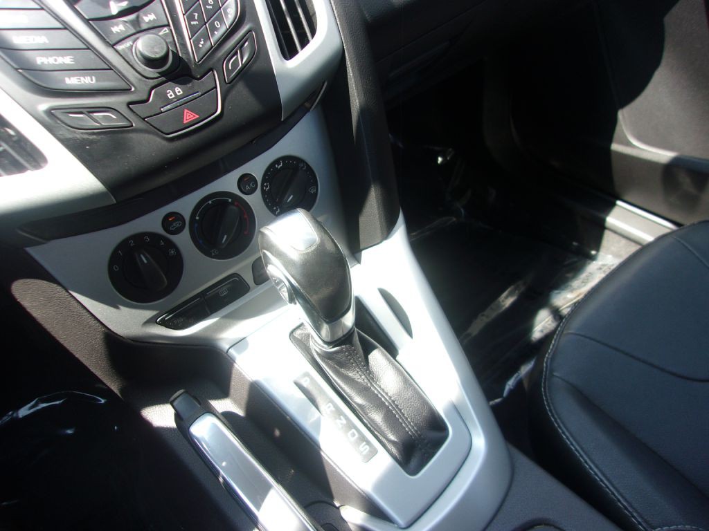 2014 Ford Focus Image 10