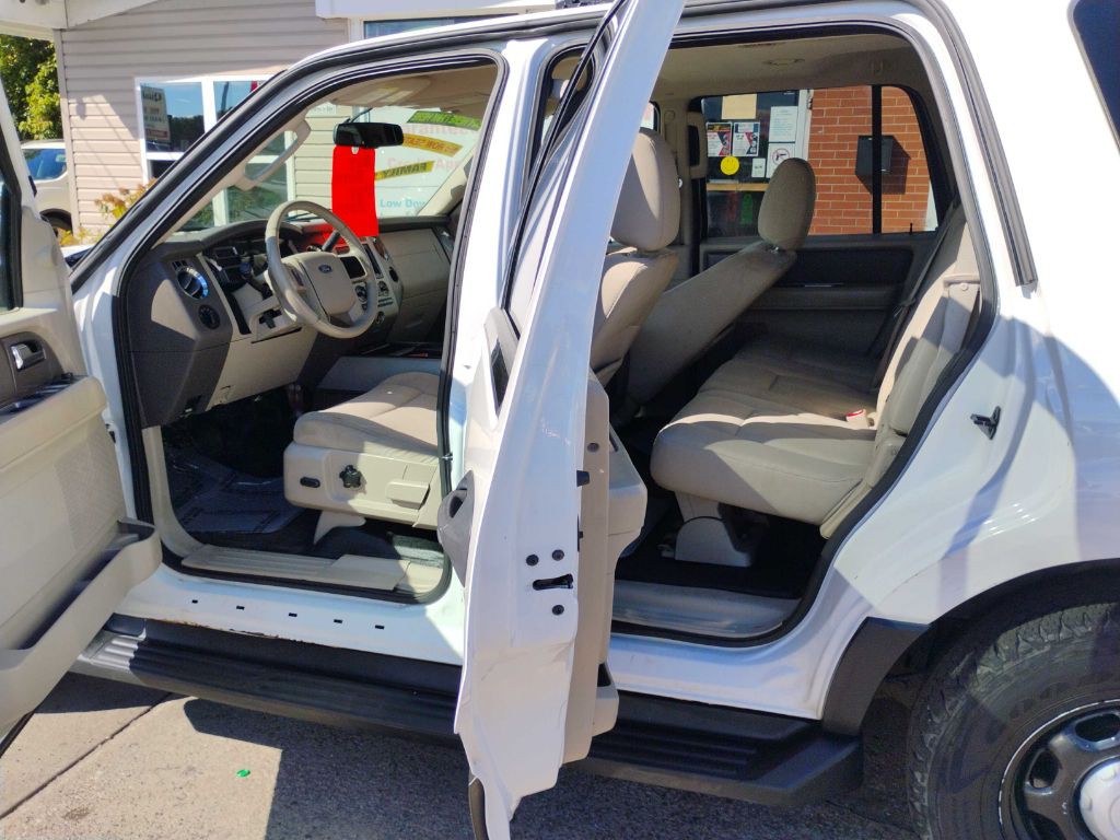 2013 Ford Expedition Image 10