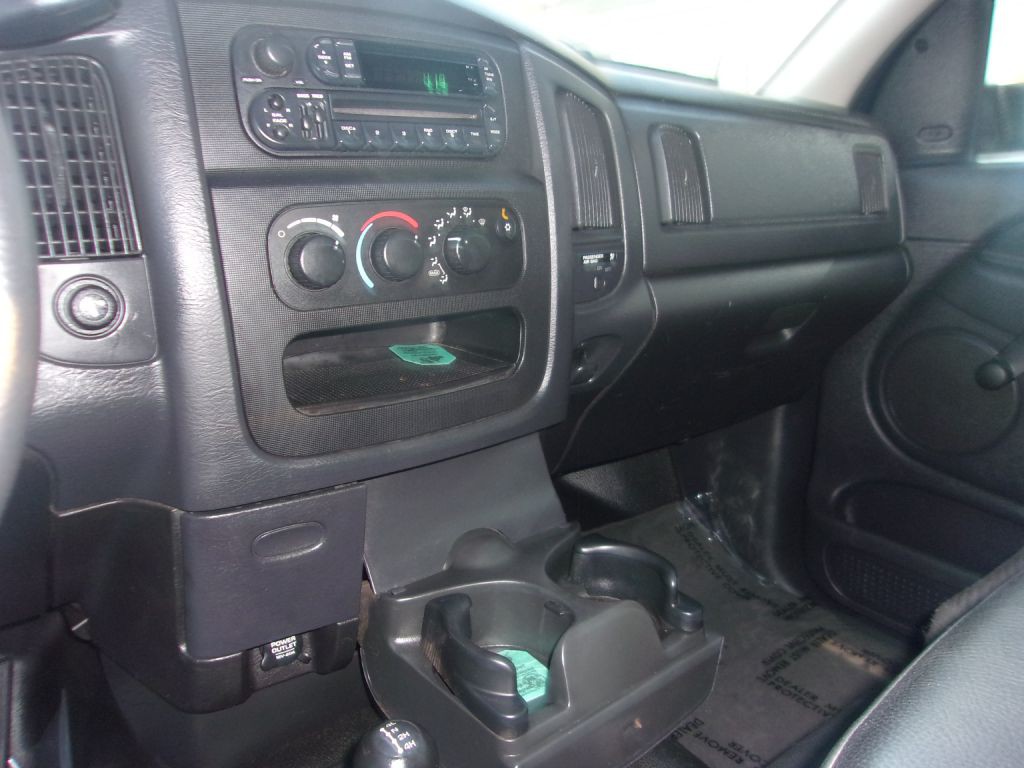 2003 Dodge Ram 2500 Image 8