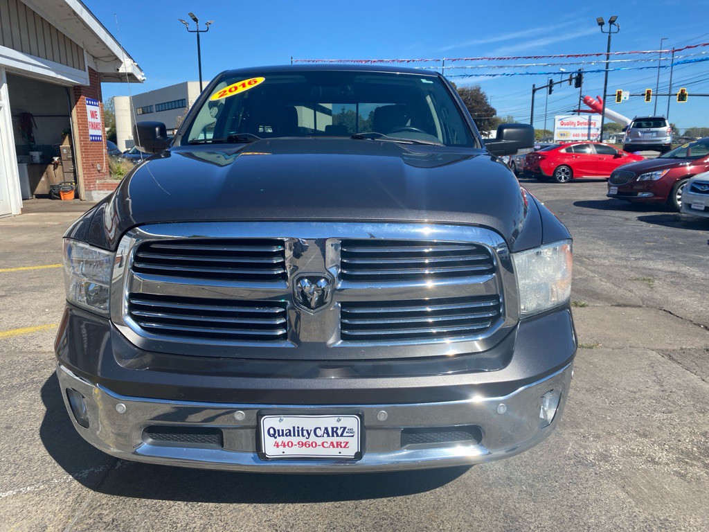 2016 RAM 1500 Image 3