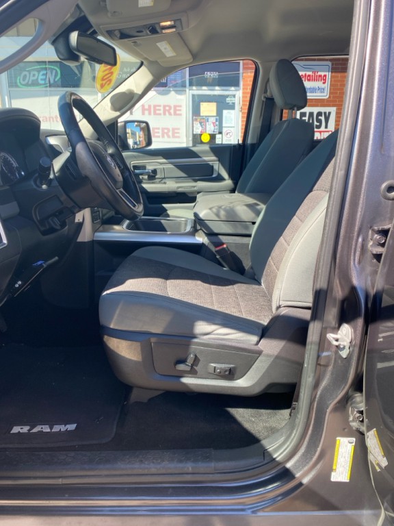 2016 RAM 1500 Image 7