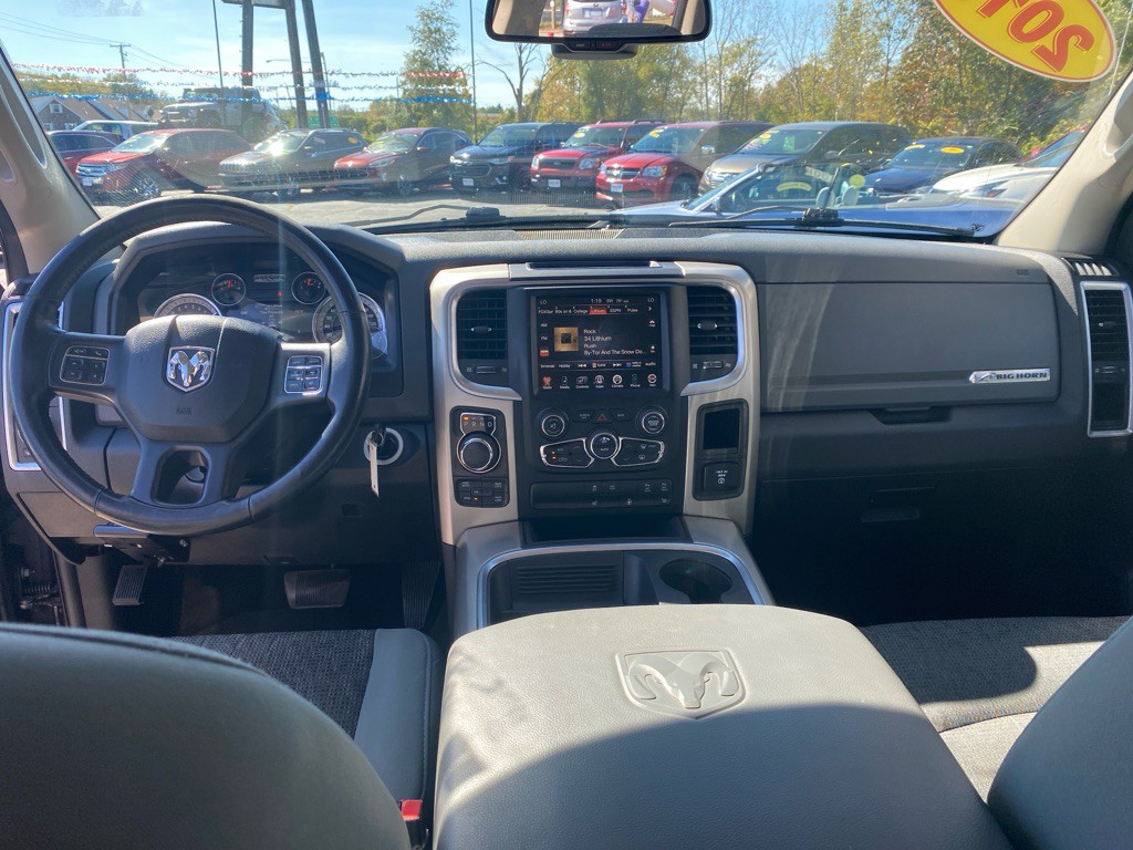 2016 RAM 1500 Image 9