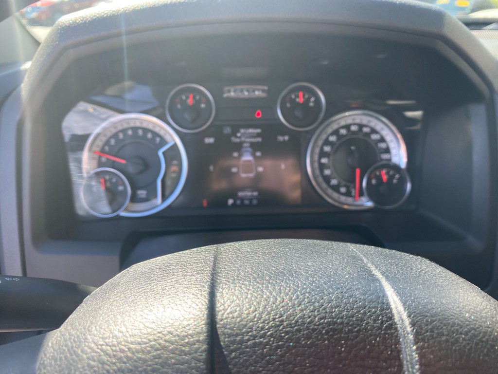 2016 RAM 1500 Image 11