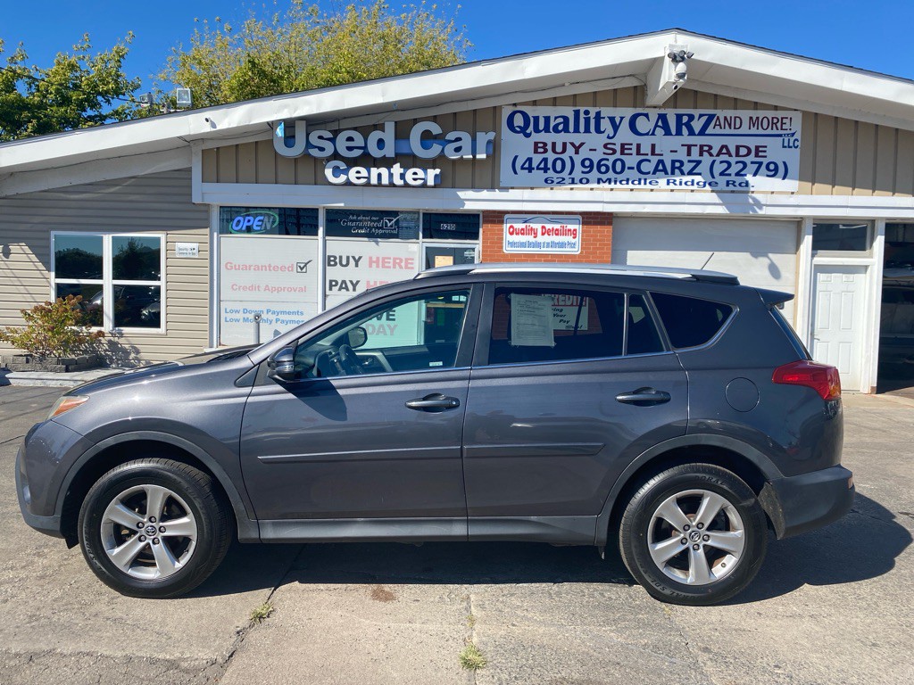 2015 Toyota Rav4 Image 1