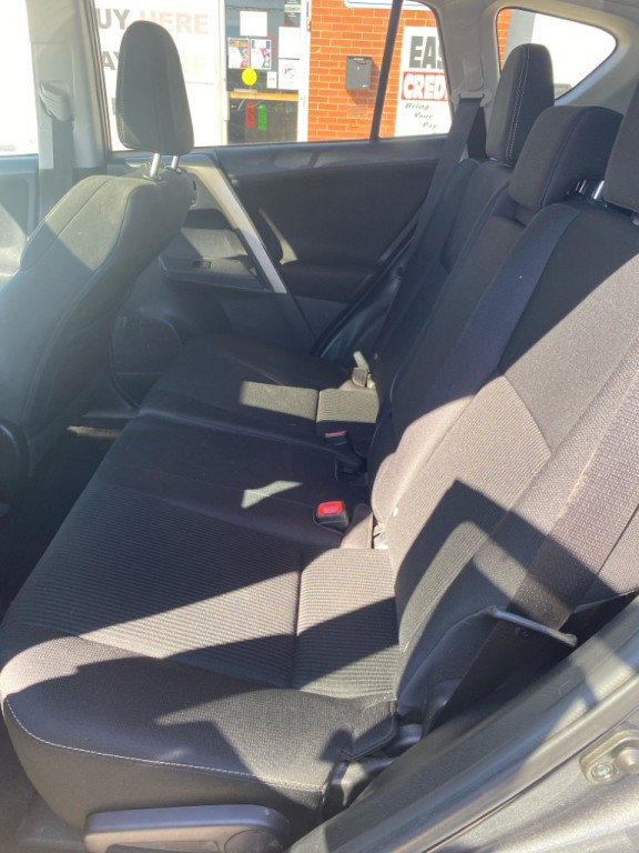 2015 Toyota Rav4 Image 7