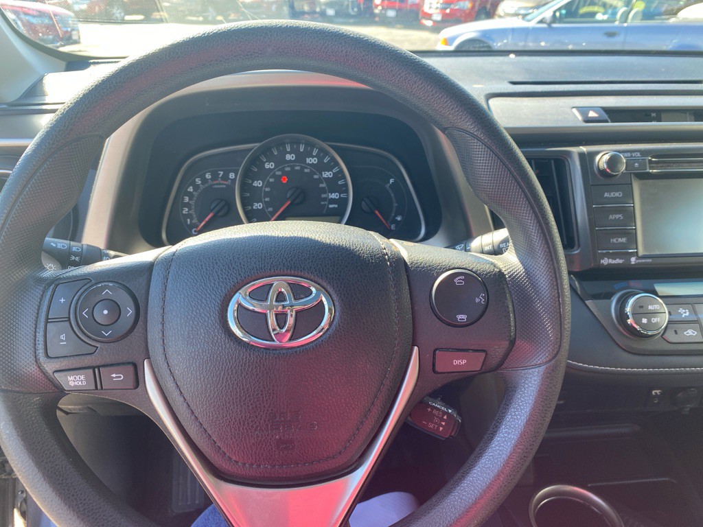 2015 Toyota Rav4 Image 10