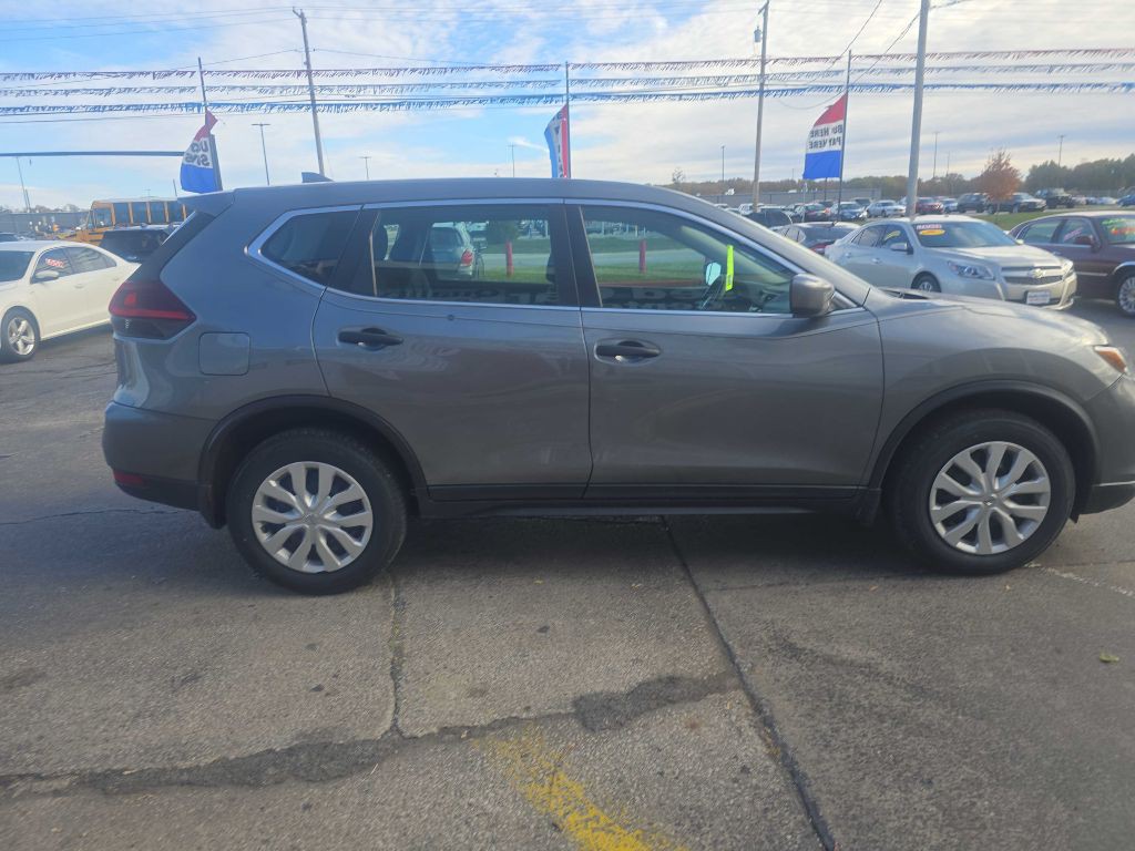 2020 Nissan Rogue Image 4