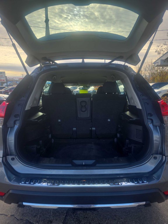 2020 Nissan Rogue Image 6