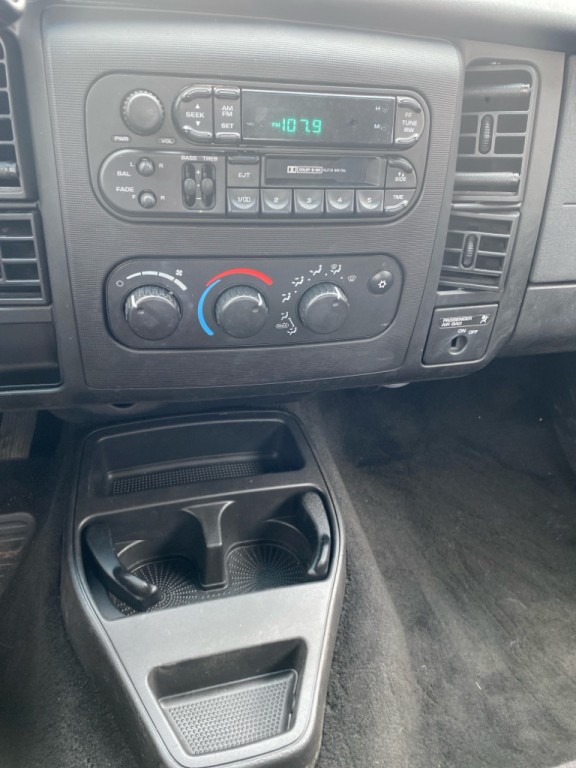 2001 Dodge Dakota Image 9