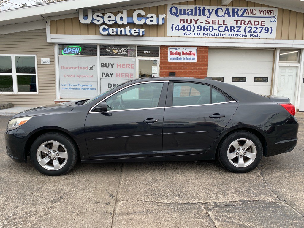 2013 Chevrolet Malibu Image 1