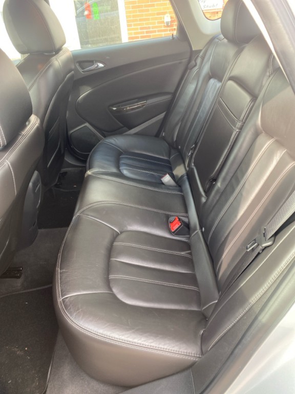 2014 Buick Verano Image 7