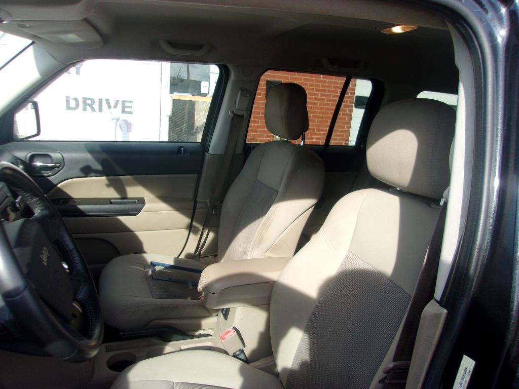 2010 Jeep Patriot Image 9
