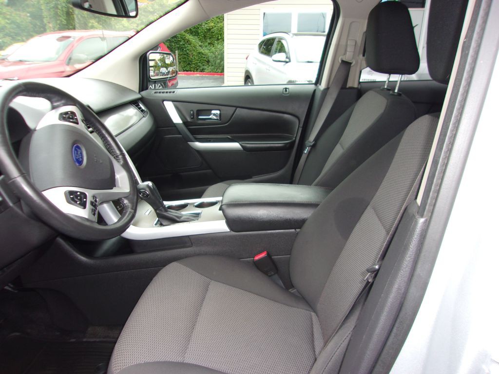 2011 Ford Edge Image 5