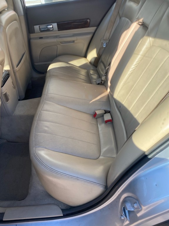 2005 Lincoln LS Image 4